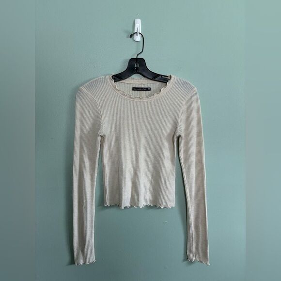 2012 Y2K Abercrombie & Fitch Cream Ribbed Cropped Top Lettuce Hem Sz XS - Picture 1 of 6